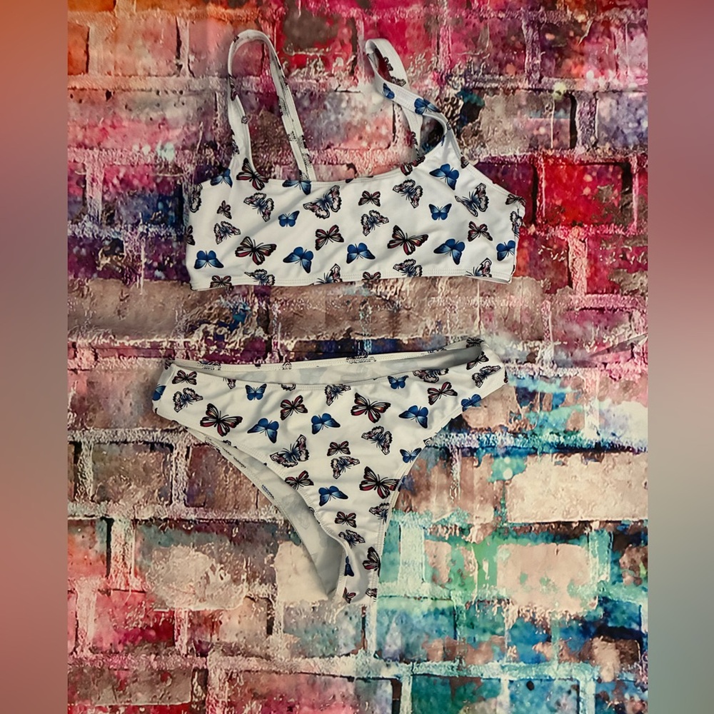 Colorful Swimwear Collection - Picture 4 of 9